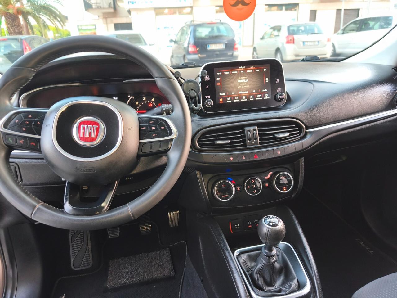 Fiat Tipo 1.6 Mjt S&S 5 porte Easy