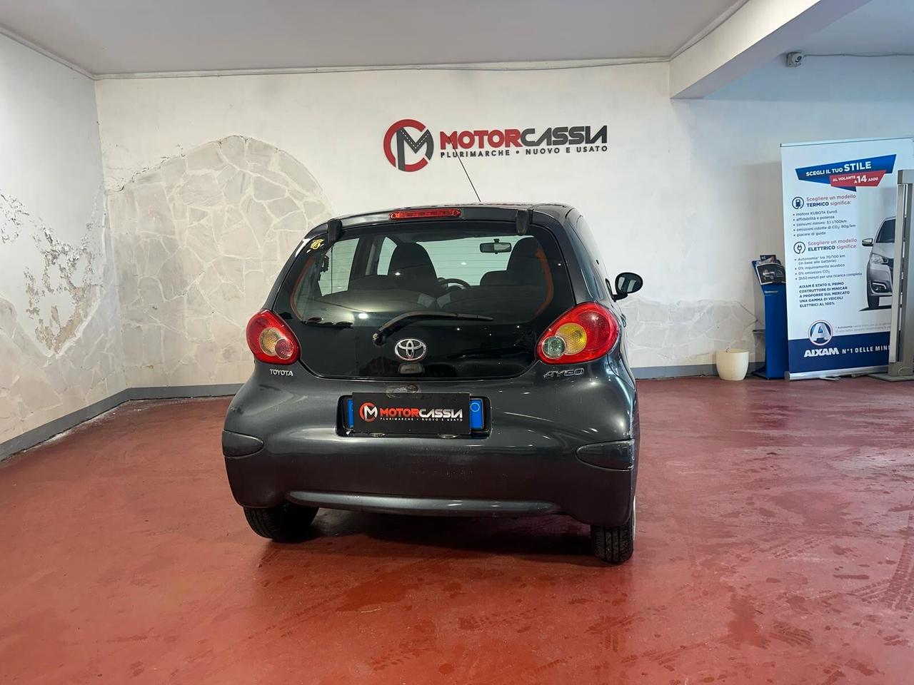 Toyota Aygo 1.0 12V VVT-i 5 porte UNICOPROPRIETARIO