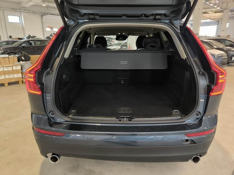 Volvo XC60 2.0 B4 Momentum Pro Geartronic