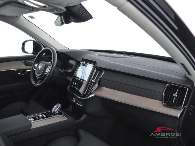 VOLVO XC90 2.0 b5 Plus Bright awd 7p.ti auto