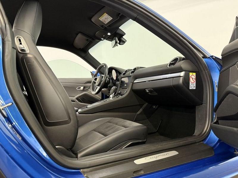 Porsche 718 Cayman 2.0