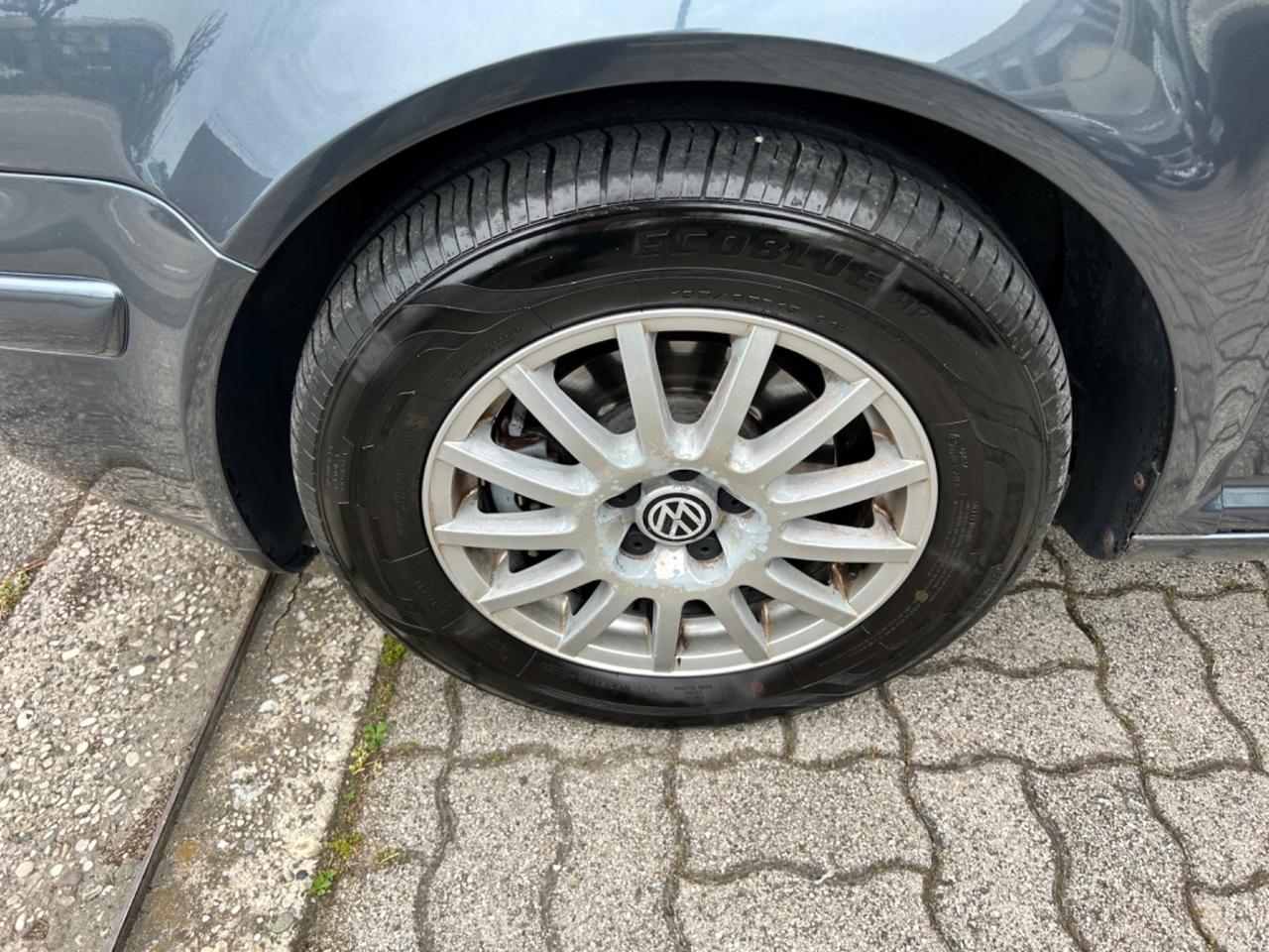 Volkswagen Bora NEOPATENTATI 1.6 16V cv105 cat Trendline