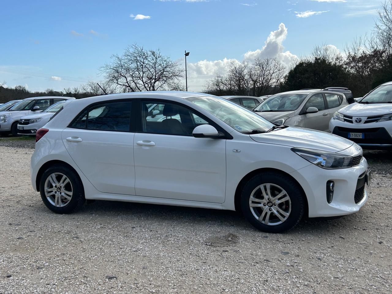 Kia Rio 1.2 MPi 5 porte Eco GPL neopatentati