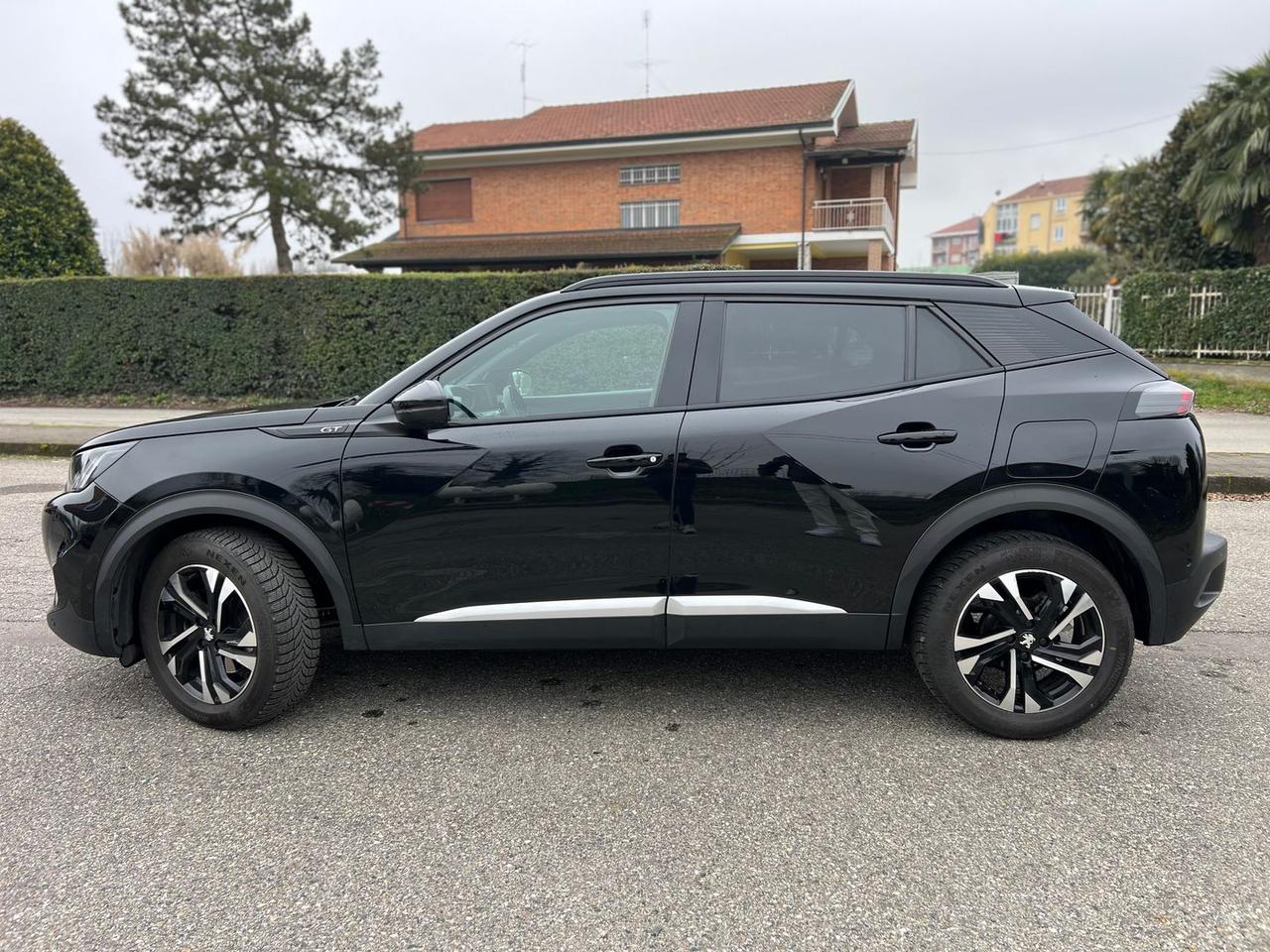 Peugeot 2008 GT 1.5 Blue HDI 130