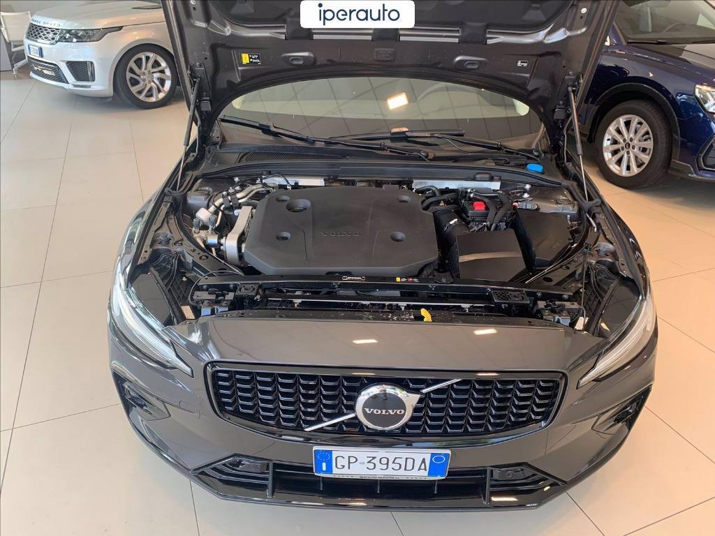 VOLVO V60 2.0 b4 plus dark auto del 2023