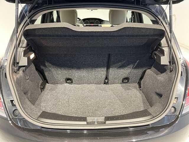 Lancia Ypsilon 1.2 69CV Ecochic 30th bombola nuova - GPL X NEOPATENTATI