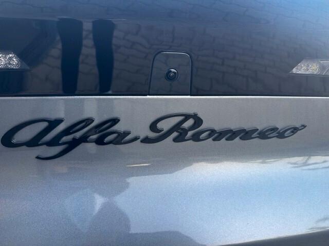 Alfa Romeo Junior 1.2 145 CV Hybrid eDCT6 Speciale