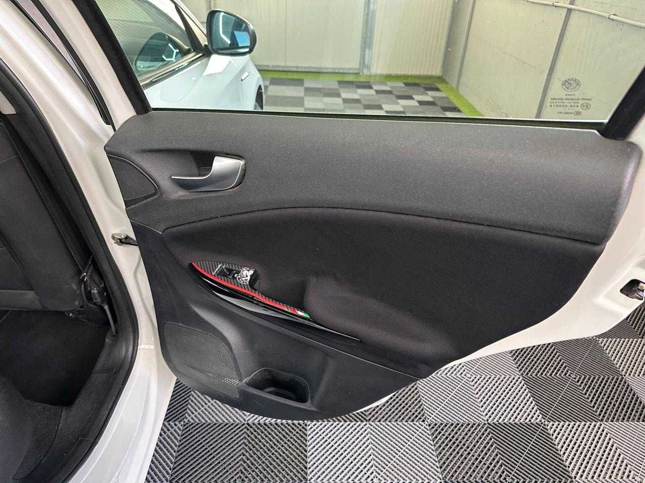 Alfa Romeo Giulietta 2.0 JTDm-2 140 CV Distinctive