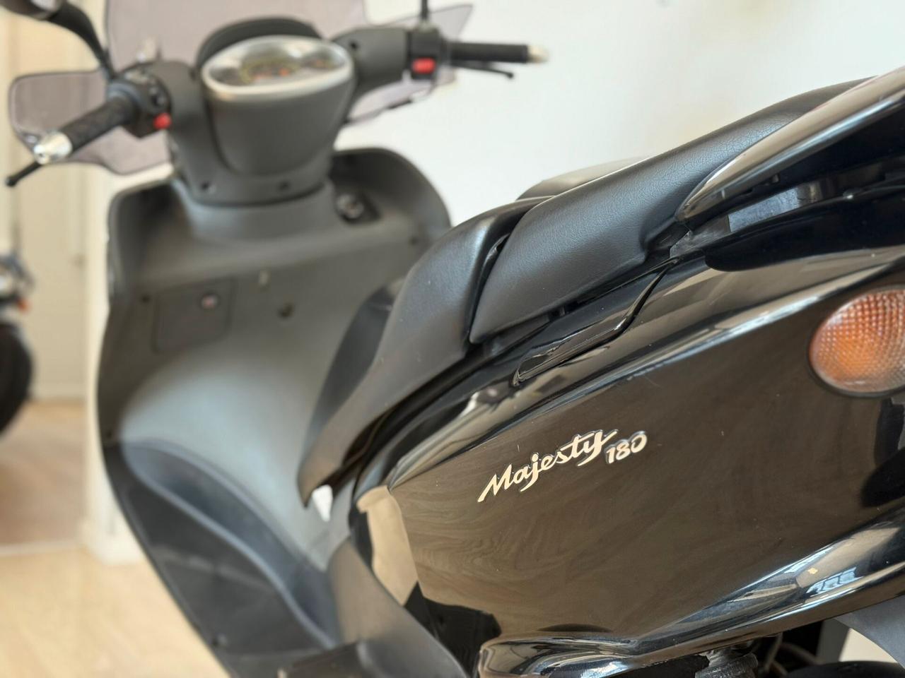 Yamaha Majesty 180