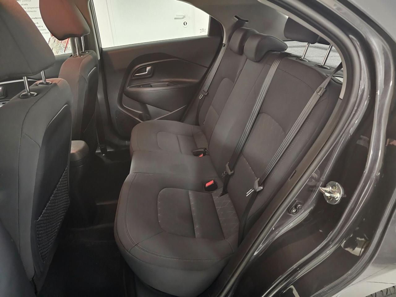 Kia Rio 1.2 CVVT 5p. Cool