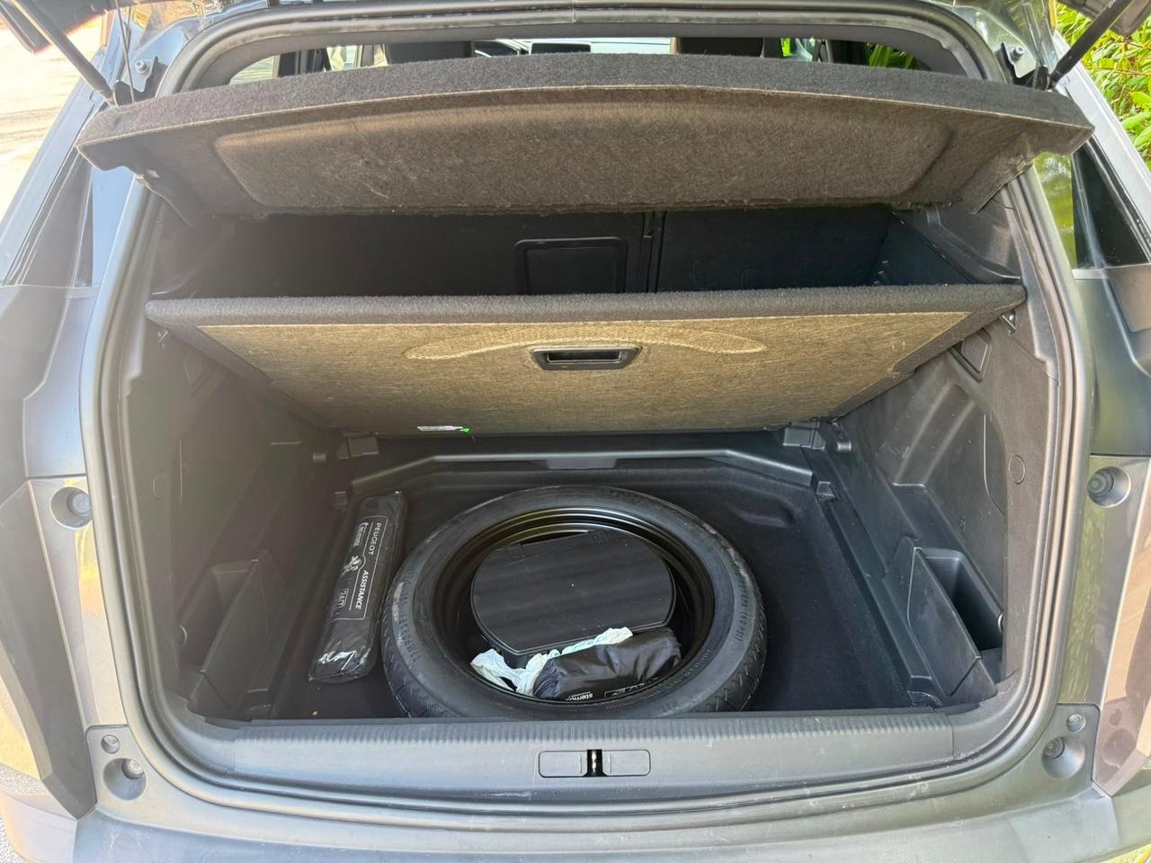 Peugeot 3008 GTLINE 2019 diesel1.5