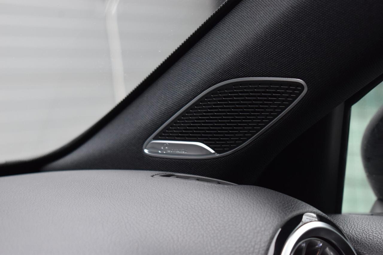 Mercedes-benz A 35 AMG TETTO PANORAMICO 350CV