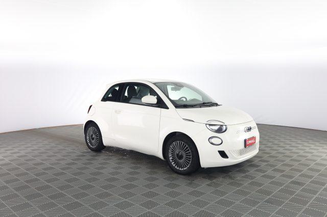 FIAT 500e 500 Icon + Berlina