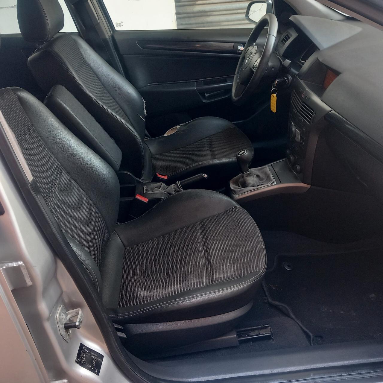 Opel Astra 1.9 CDTI 120CV Station Wagon Enjoy