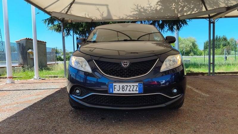 Lancia Ypsilon 1.2 69cv Silver