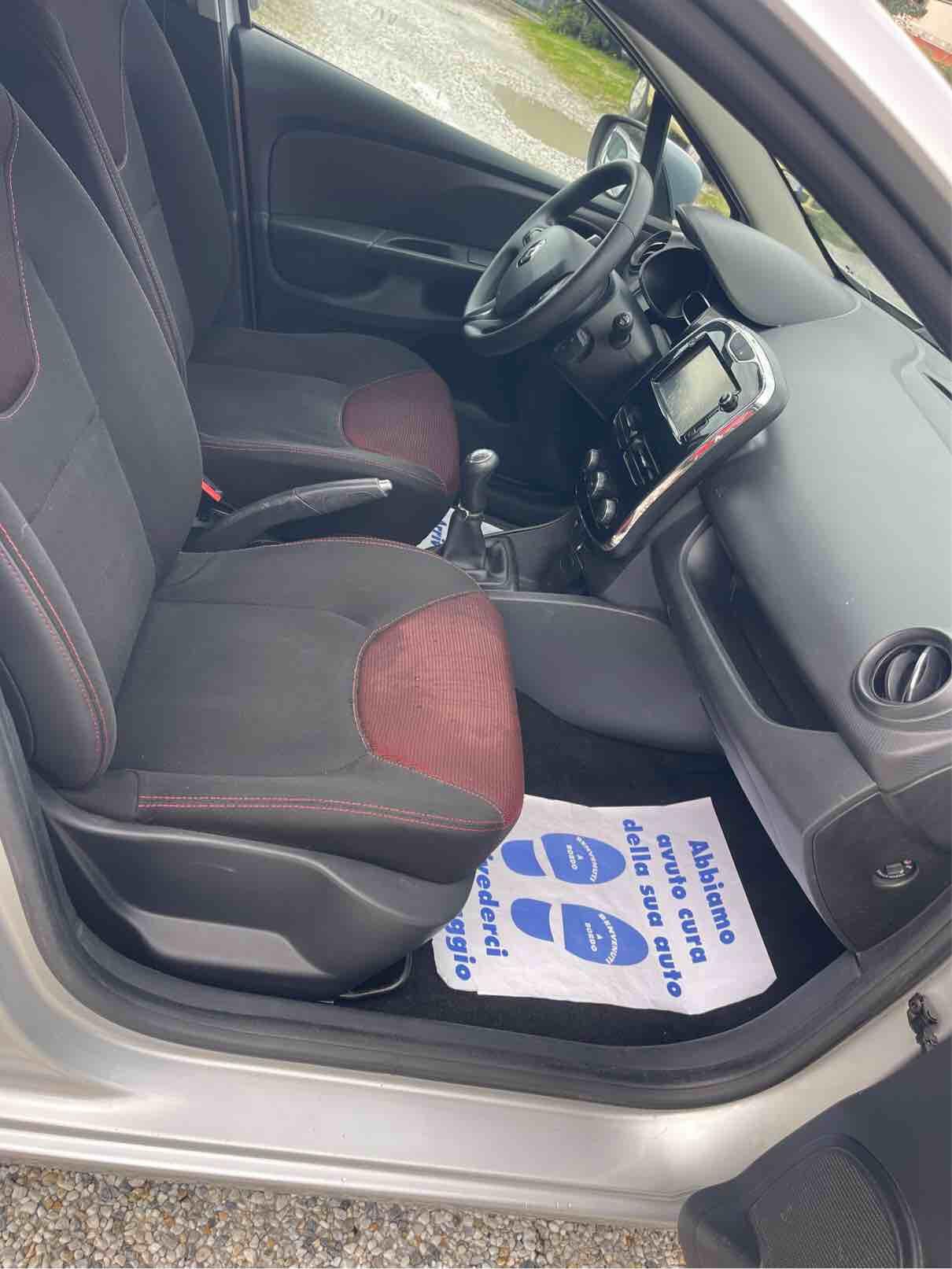 RENAULT CLIO - 1.5 DCI - BERLINA