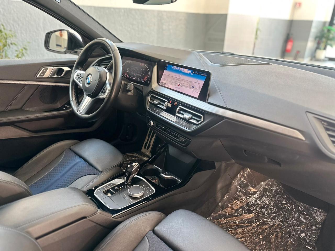 Bmw 116 116d 5p. Msport
