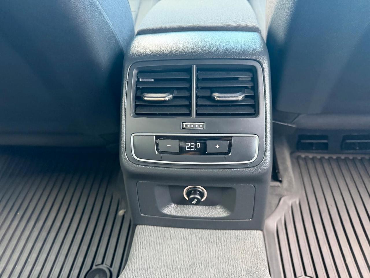 Audi A4 2.0 TDI 150 CV S tronic Sport
