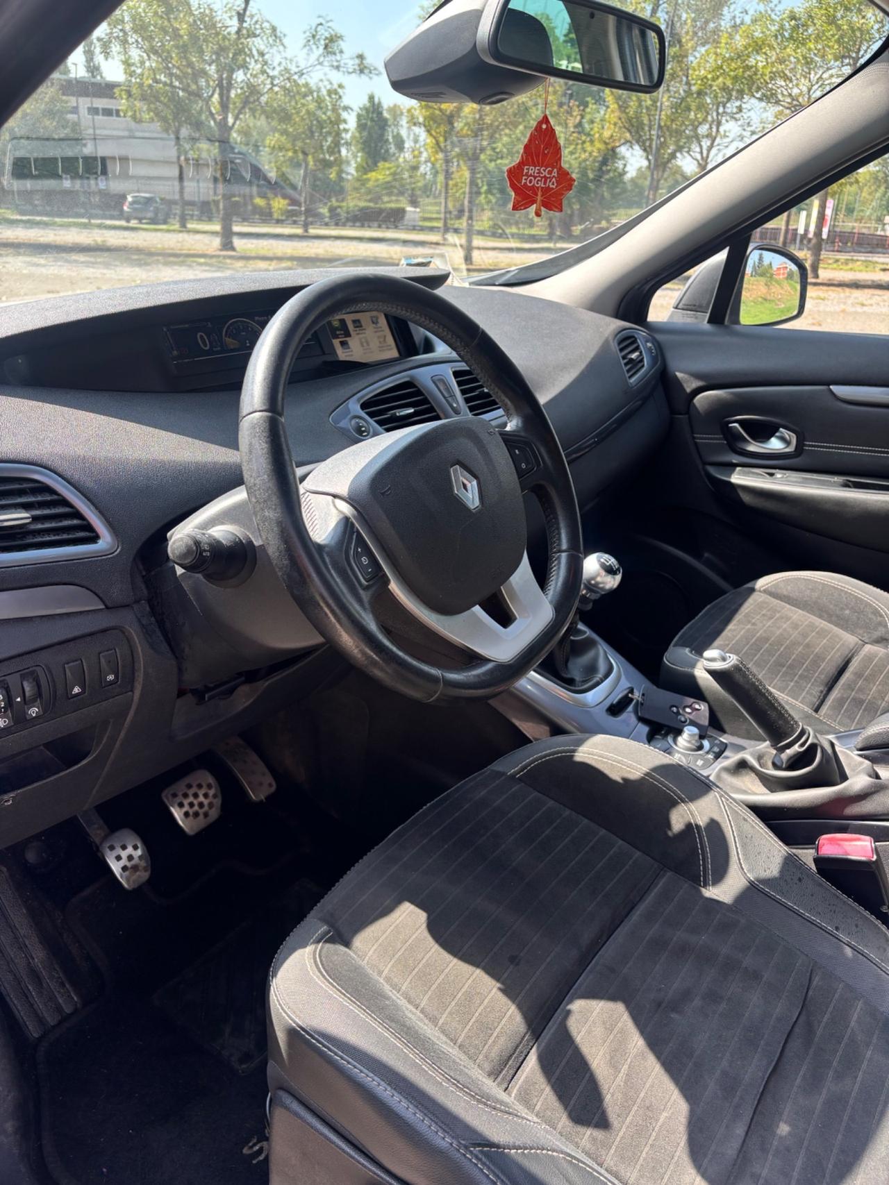 Renault Scenic Scénic XMod Cross 1.5 dCi 110CV Start&Stop Energy