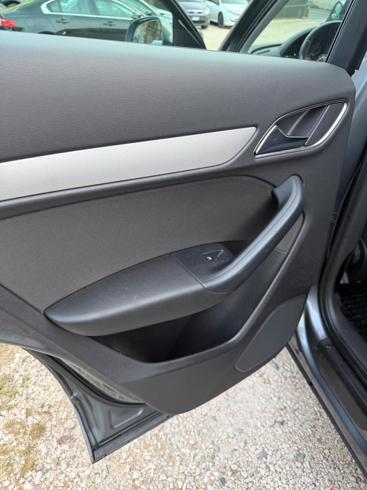 Audi Q3 2.0 TDI QUATTRO KMCERT UNICOPR