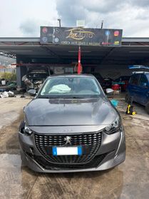 Peugeot 208 sinistrato - 2021