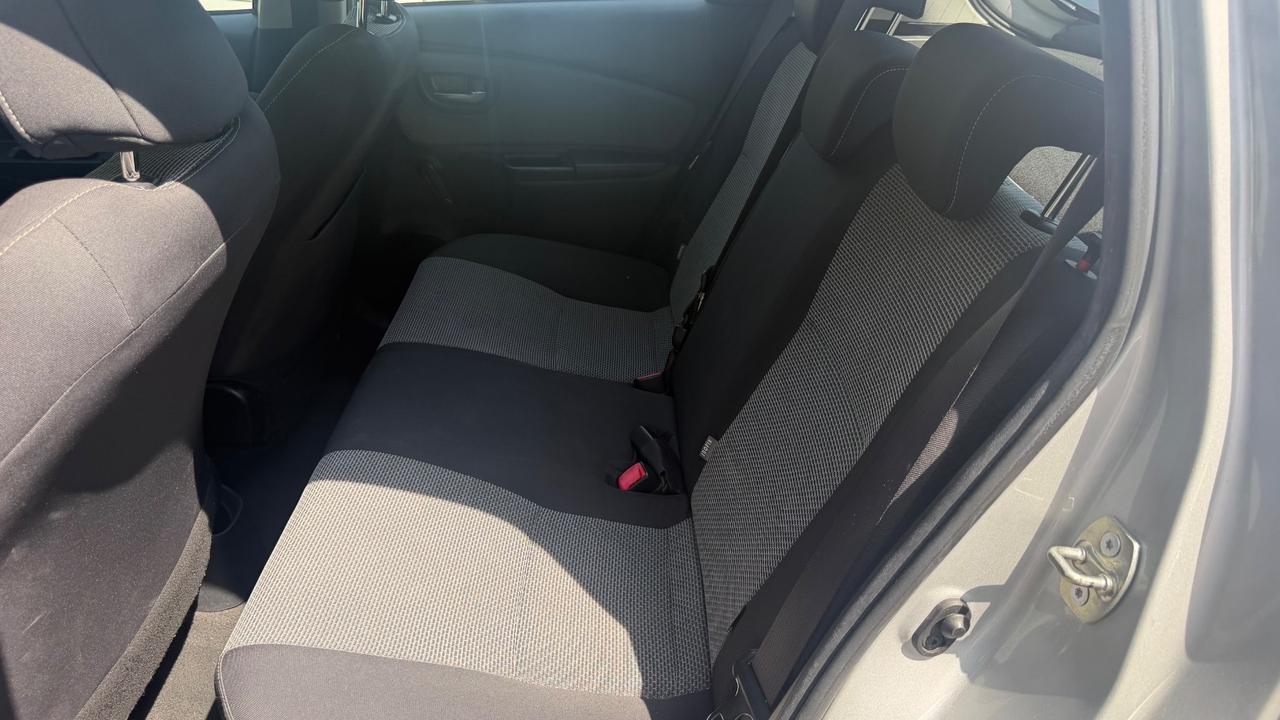 Toyota Yaris 1.5 Hybrid 5 porte Cool