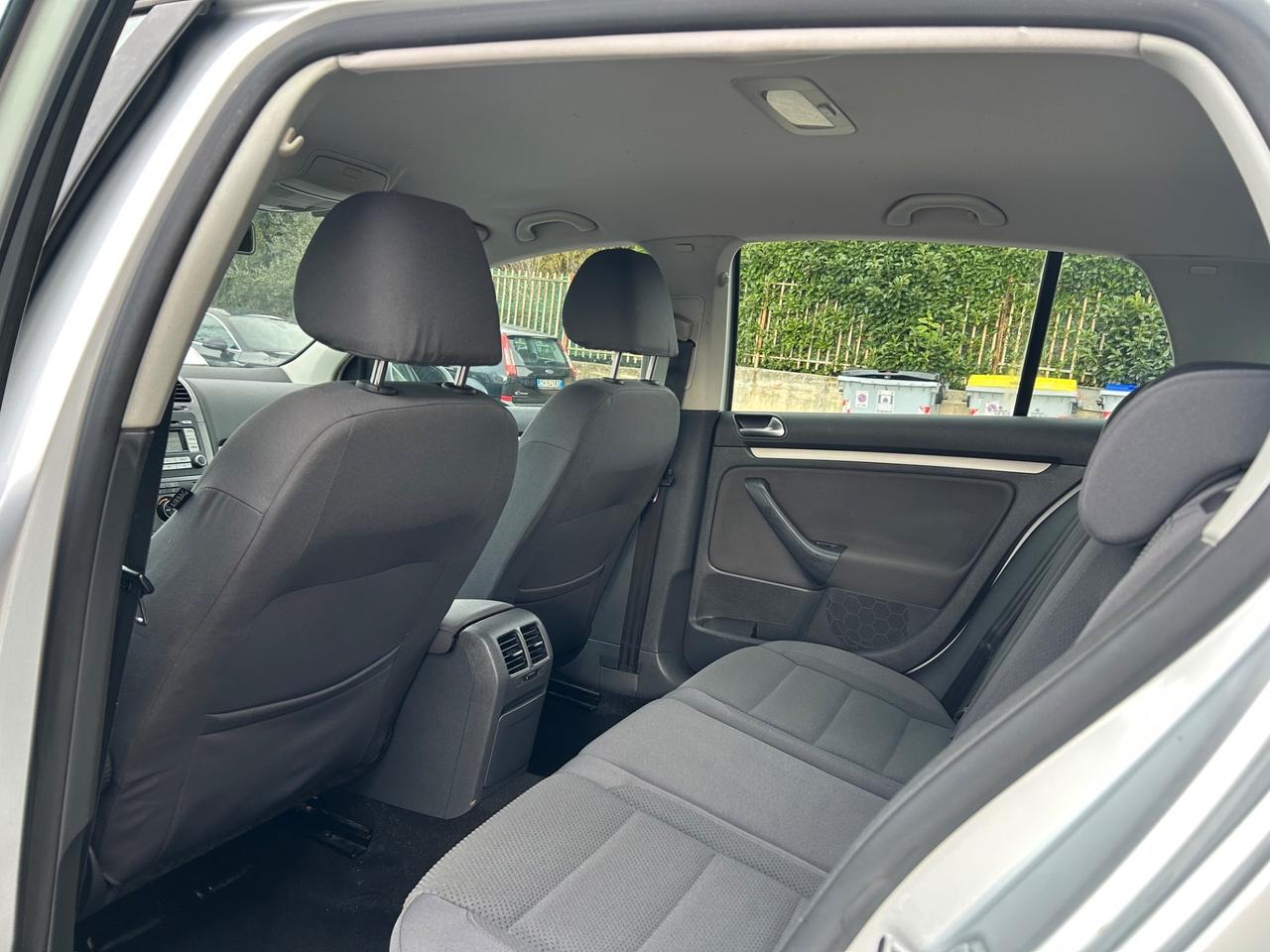 Volkswagen Golf 1.6 Benzina 99000km