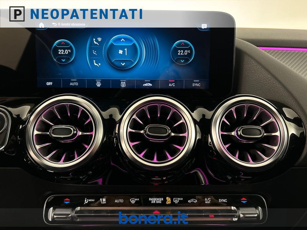 Mercedes GLA 180 180 D Premium 8G-DCT