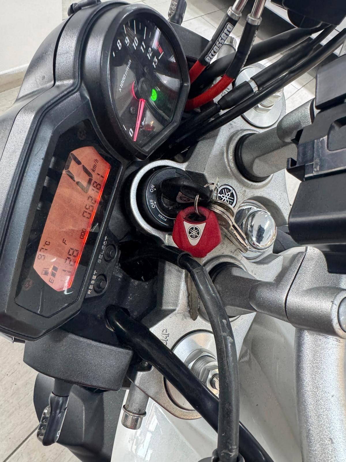Yamaha FZ1