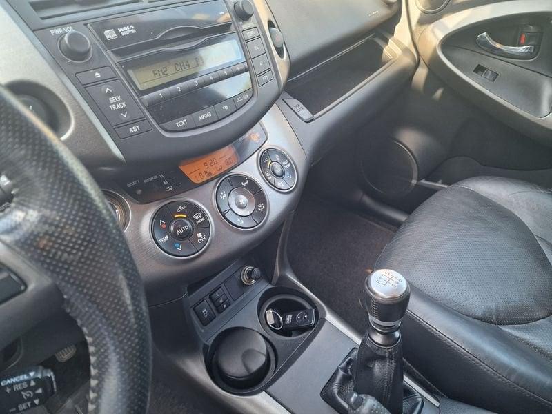 Toyota RAV4 RAV4 2.2 D-Cat 177 CV Luxury