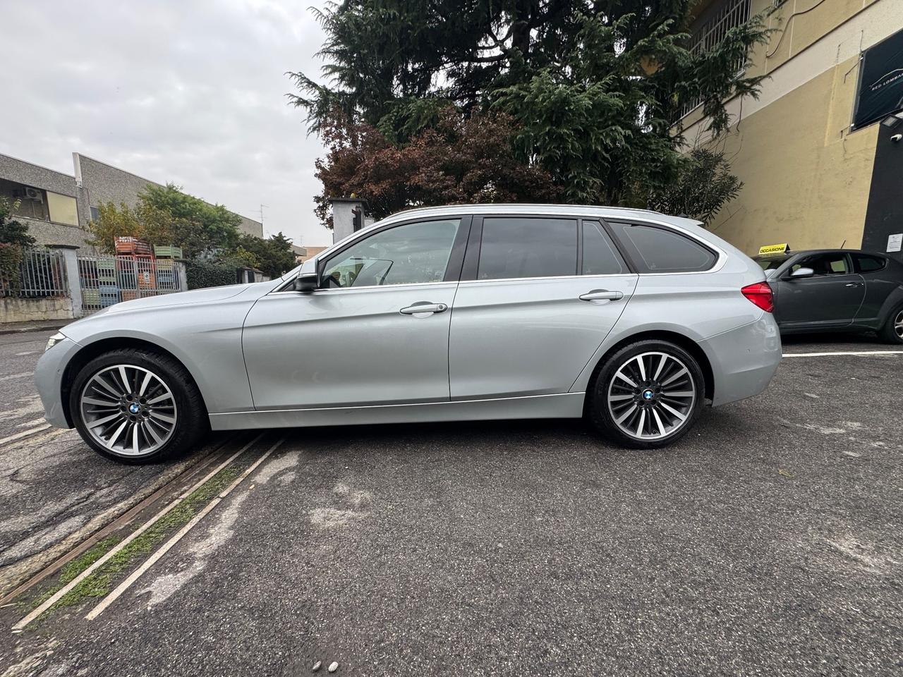 Bmw 320 320d Efficient Dynamics Luxury Msport