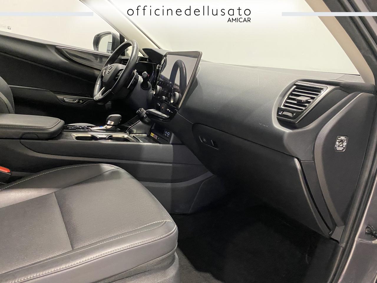 Lexus NX 450+ 2.5 plug-in 309cv premium 4wd e-cvt