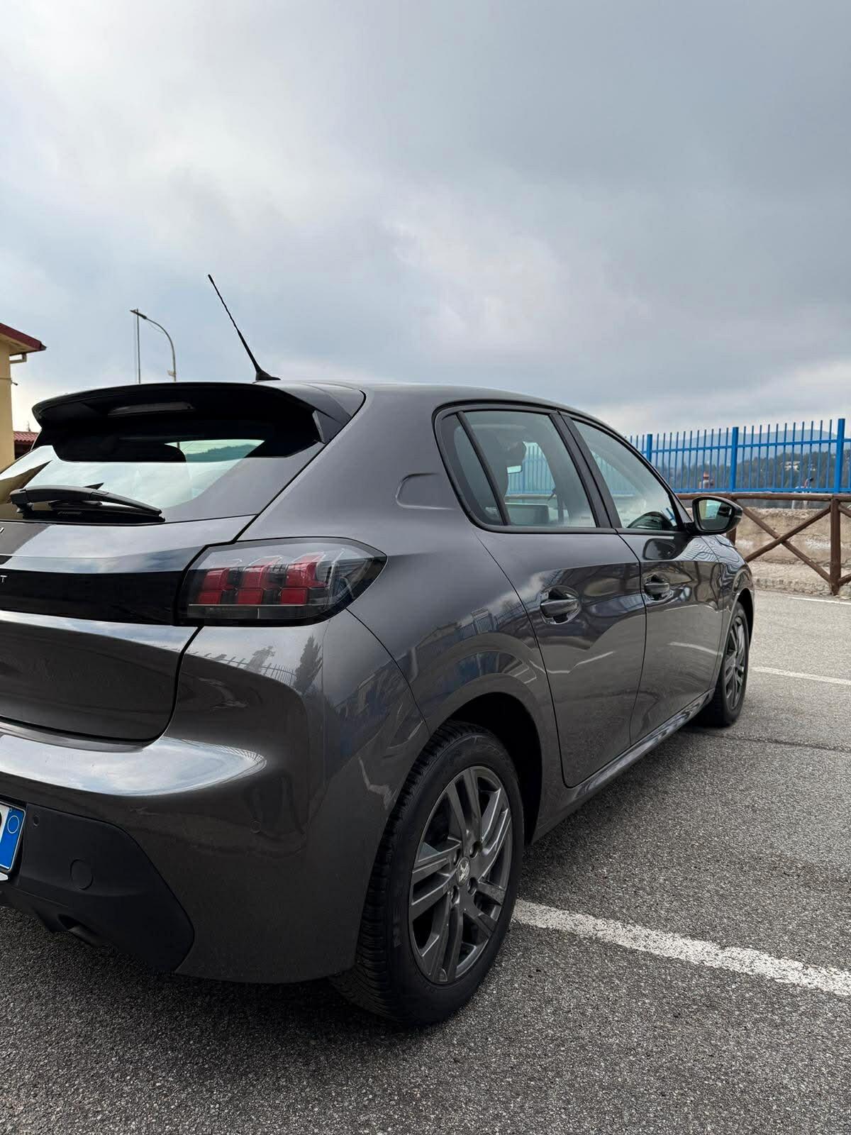 Peugeot 208 1.2 PureTech 75 cv Allure