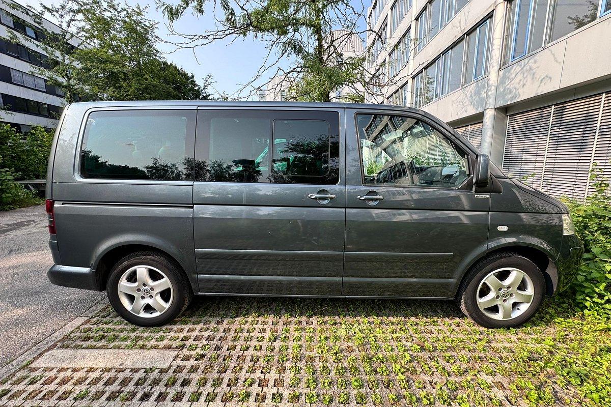 VOLKSWAGEN Multivan 2.5 TDI/174CV Trendline