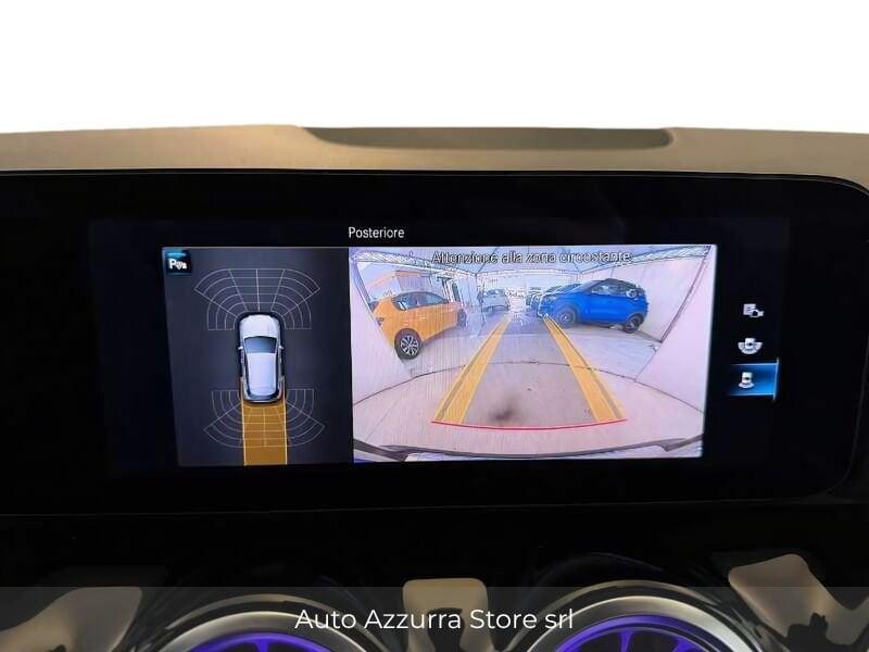 Mercedes-Benz GLA 180d Business auto *PACK NIGHT, LED, 18", PROMO AZZURRA*