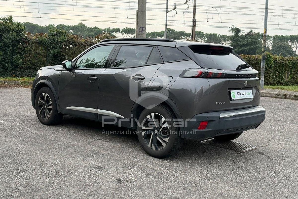 PEUGEOT 2008 PureTech 100 S&S Allure Navi Pack