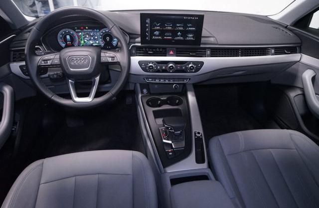 AUDI A4 Avant 35 TFSI S tronic S line edition