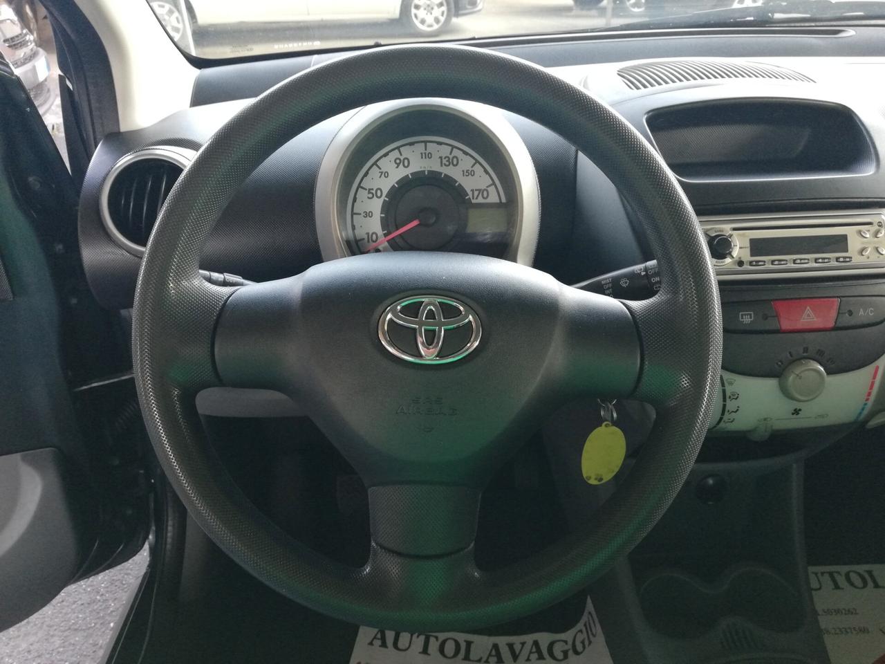 Toyota Aygo 1.0 12V VVT-i 5 porte