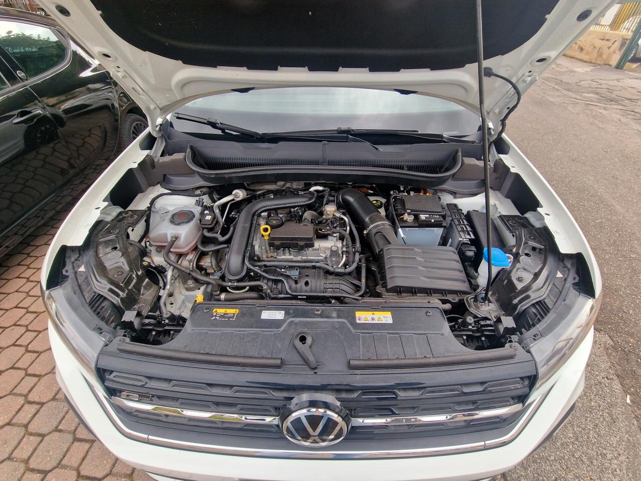 Volkswagen T-Cross 1.0 TSI 95cv R-LINE