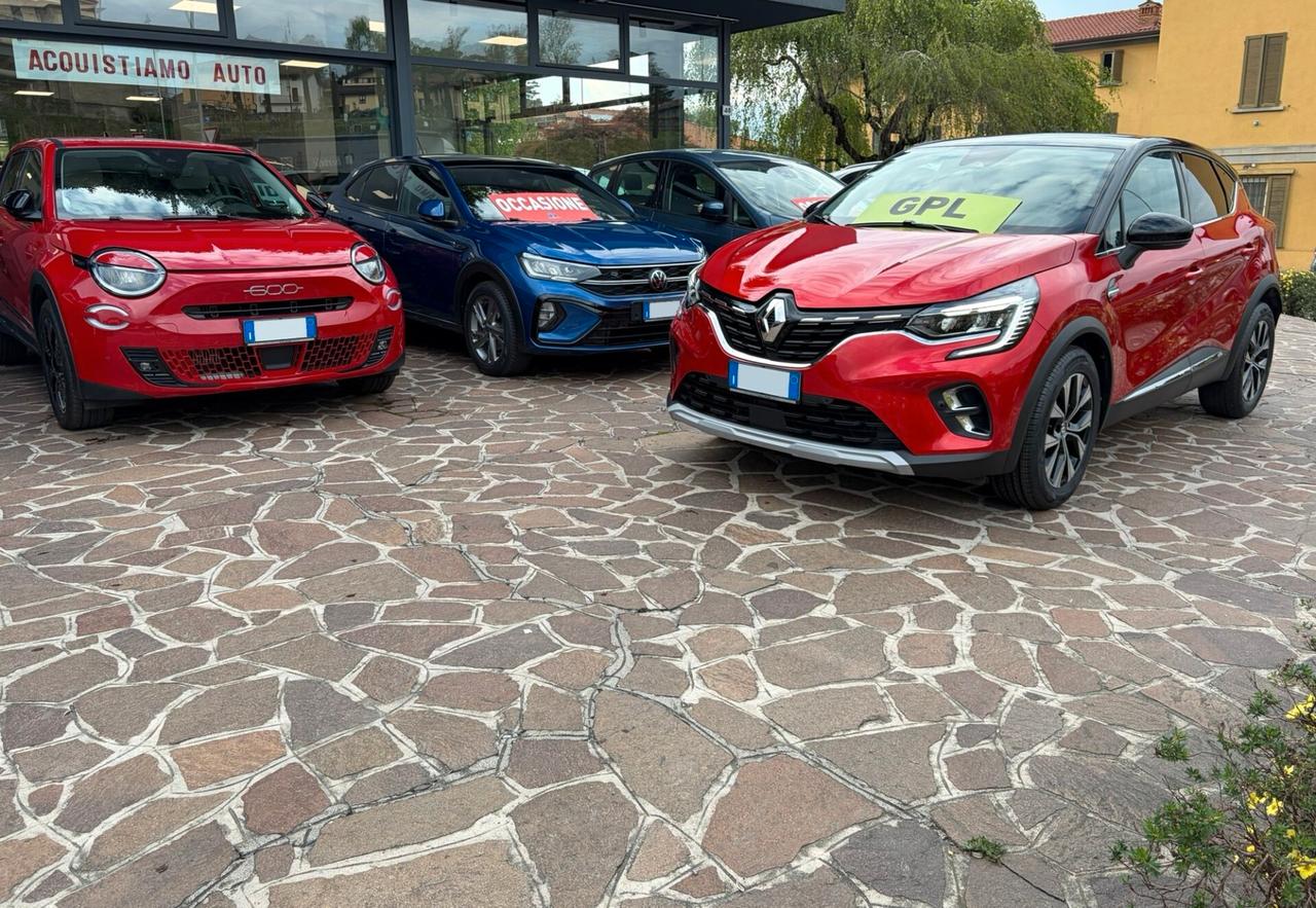 Renault Captur TCe 100 CV GPL Techno