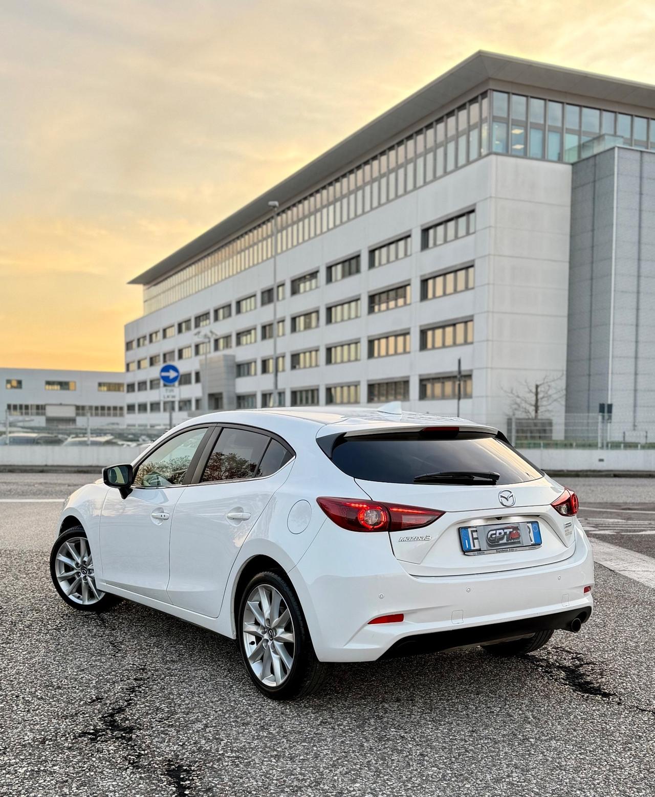 Mazda 3 Mazda3 1.5 Skyactiv-D Exceed