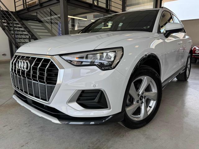 AUDI Q3 35 TDI S tronic Business Advanced
