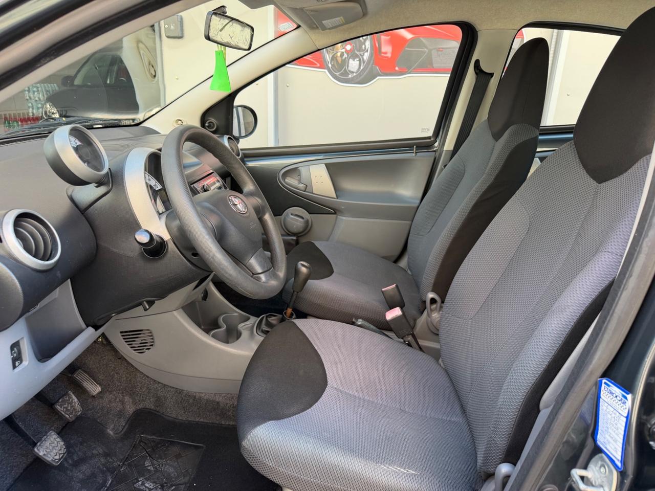 Toyota Aygo 1.0 12V VVT-i 5 porte 2006