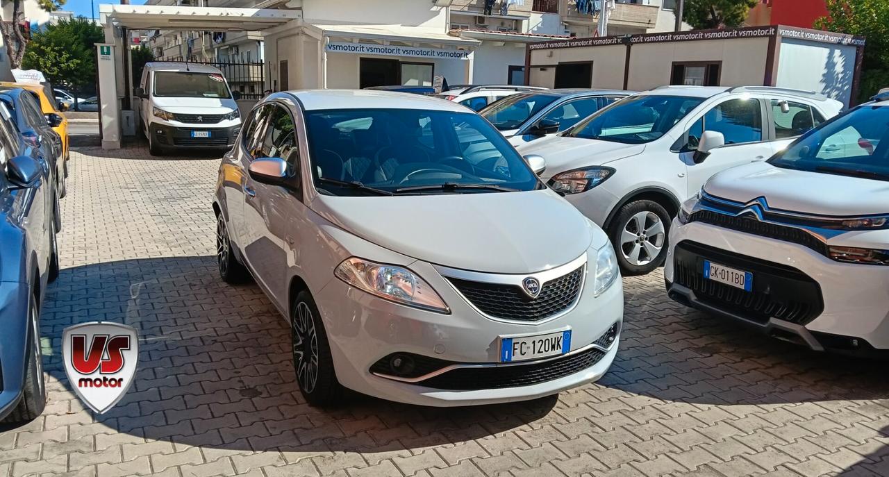 LANCIA YPSILON 1.2 BENZ/GPL -PREZZO PROMO!