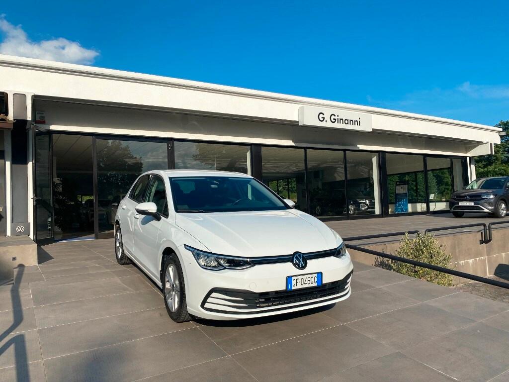 VOLKSWAGEN Golf 8ª serie Golf 1.0 eTSI EVO DSG...