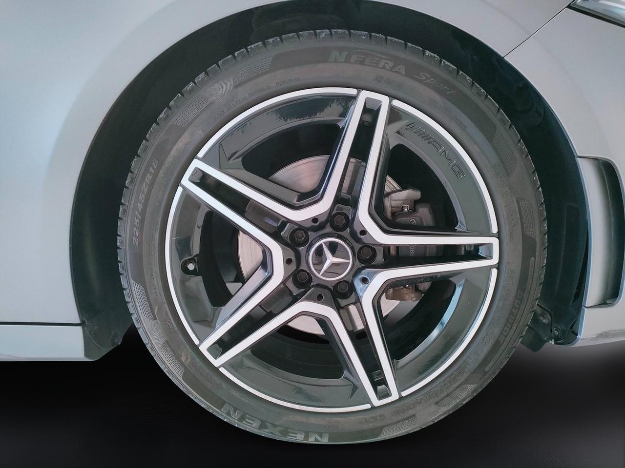 Mercedes-Benz Classe A - W177 2018 - A 200 d Premium auto