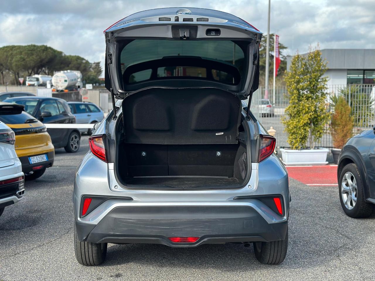 Toyota C-HR 1.8 Hybrid E-CVT Black Edition