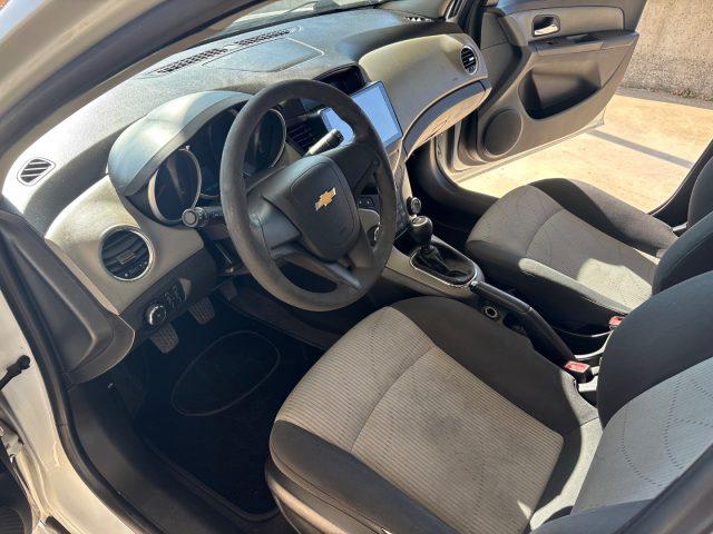 CHEVROLET Cruze 1.6 5 porte LT EURO 5 OK NEOPATENTATI