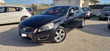 Volvo V60 D3 Geartronic Summum 2012 CRONO CASA MADRE