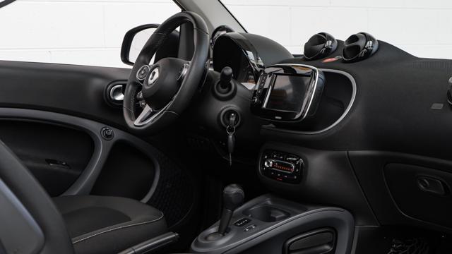 SMART ForTwo 90 0.9 T twinamic cabrio IVA ESPOSTA